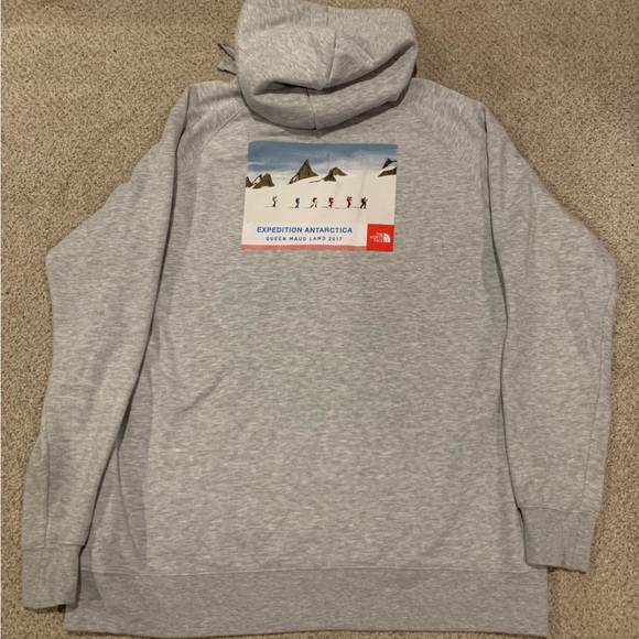 The North Face Womens Size XL 2017 Expedition Antarctica Queen Maud Land Hoodie - Picture 2 of 4